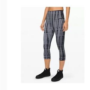 Lululemon wunder under high rise crop 21” - magnetic gray black night. Size 4